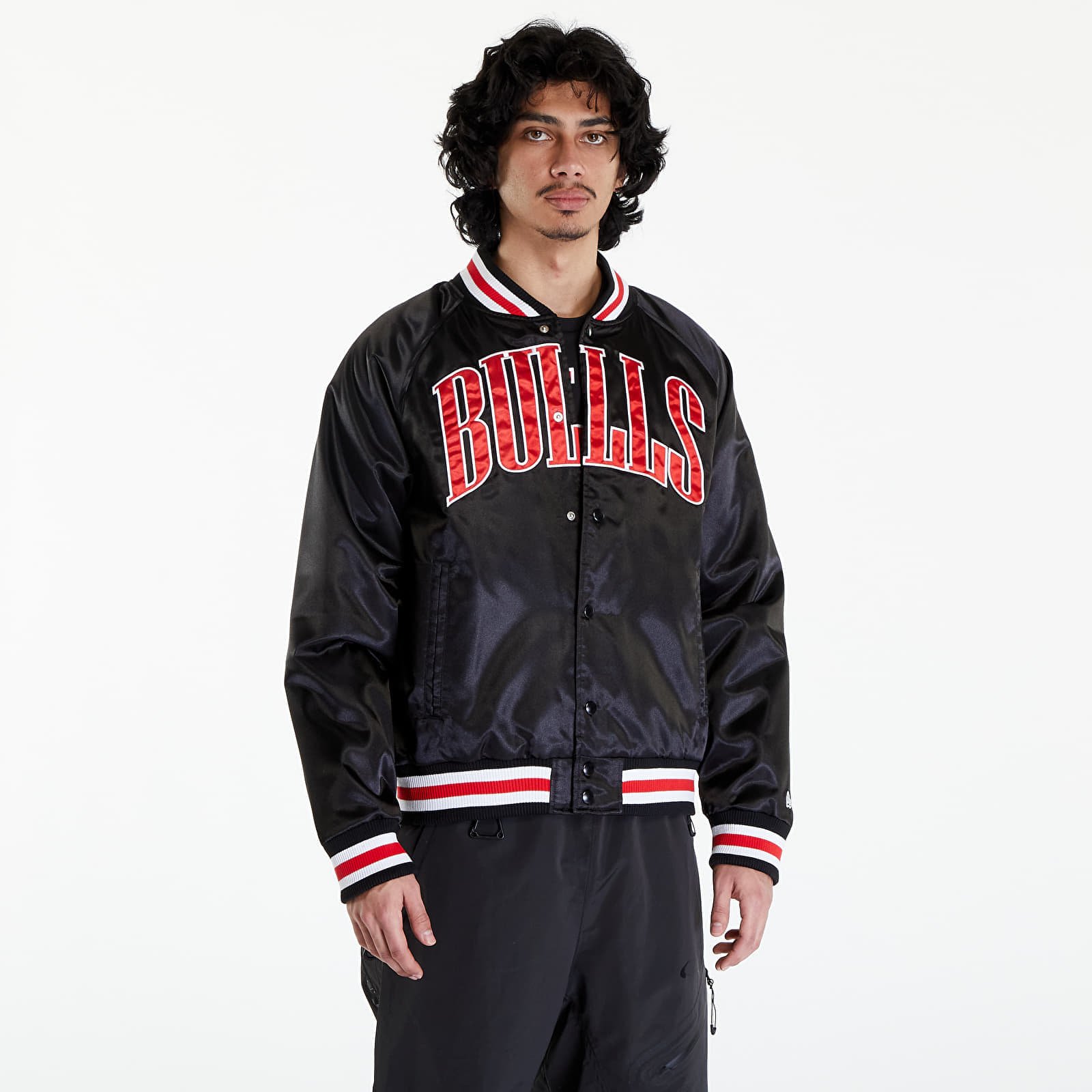 Chicago Bulls NBA Applique Satin Bomber Jacket UNISEX Black/ Front Door Red