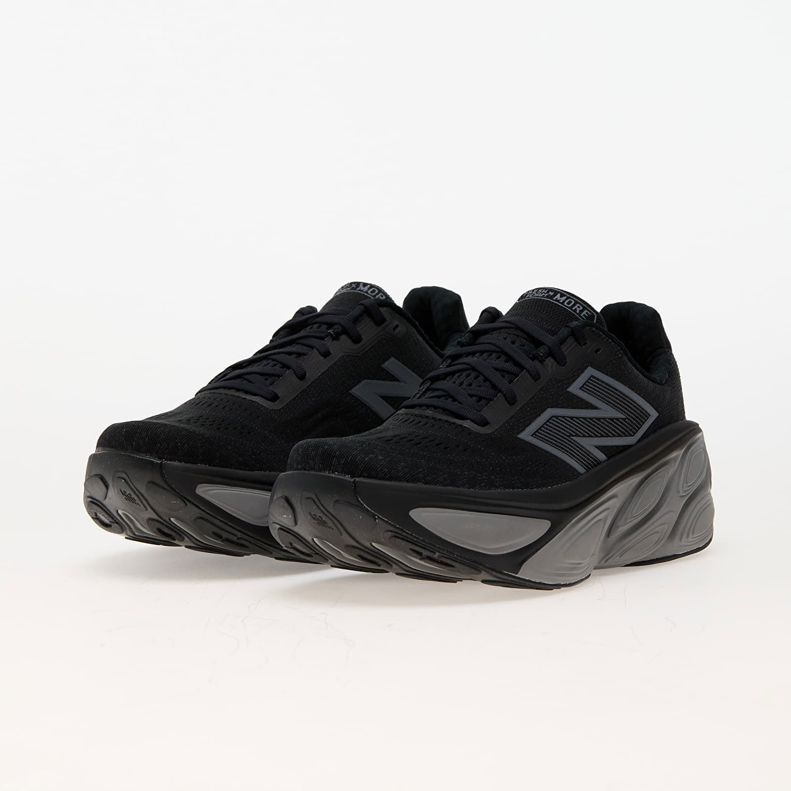 Freshfoam More V5 Black