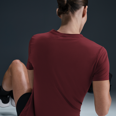 Tričko Nike Dri-FIT One Classic Short Sleeve Training Top Vínová | FN2798-619, 3