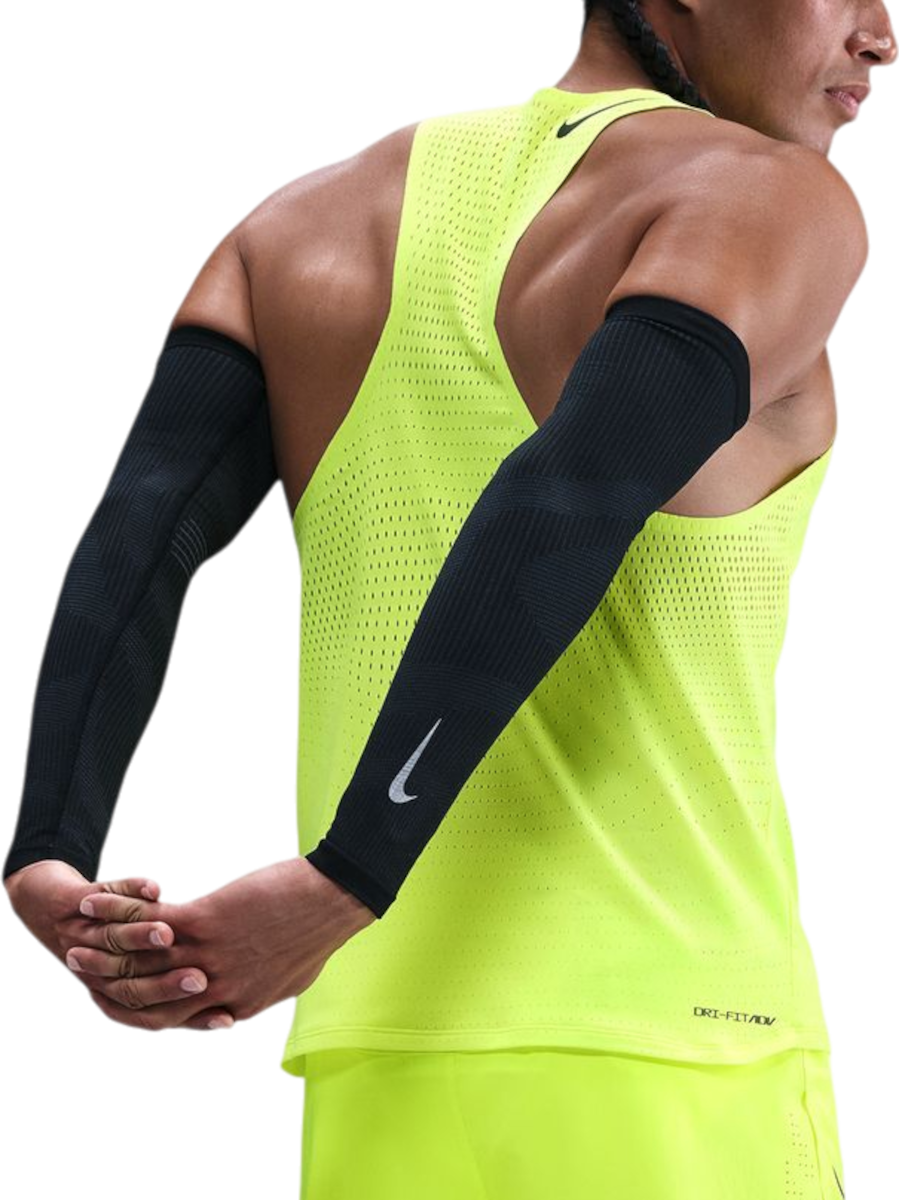 Tielko Nike AeroSwift Performance Running Tank Top Žltá | fn4231-702, 1