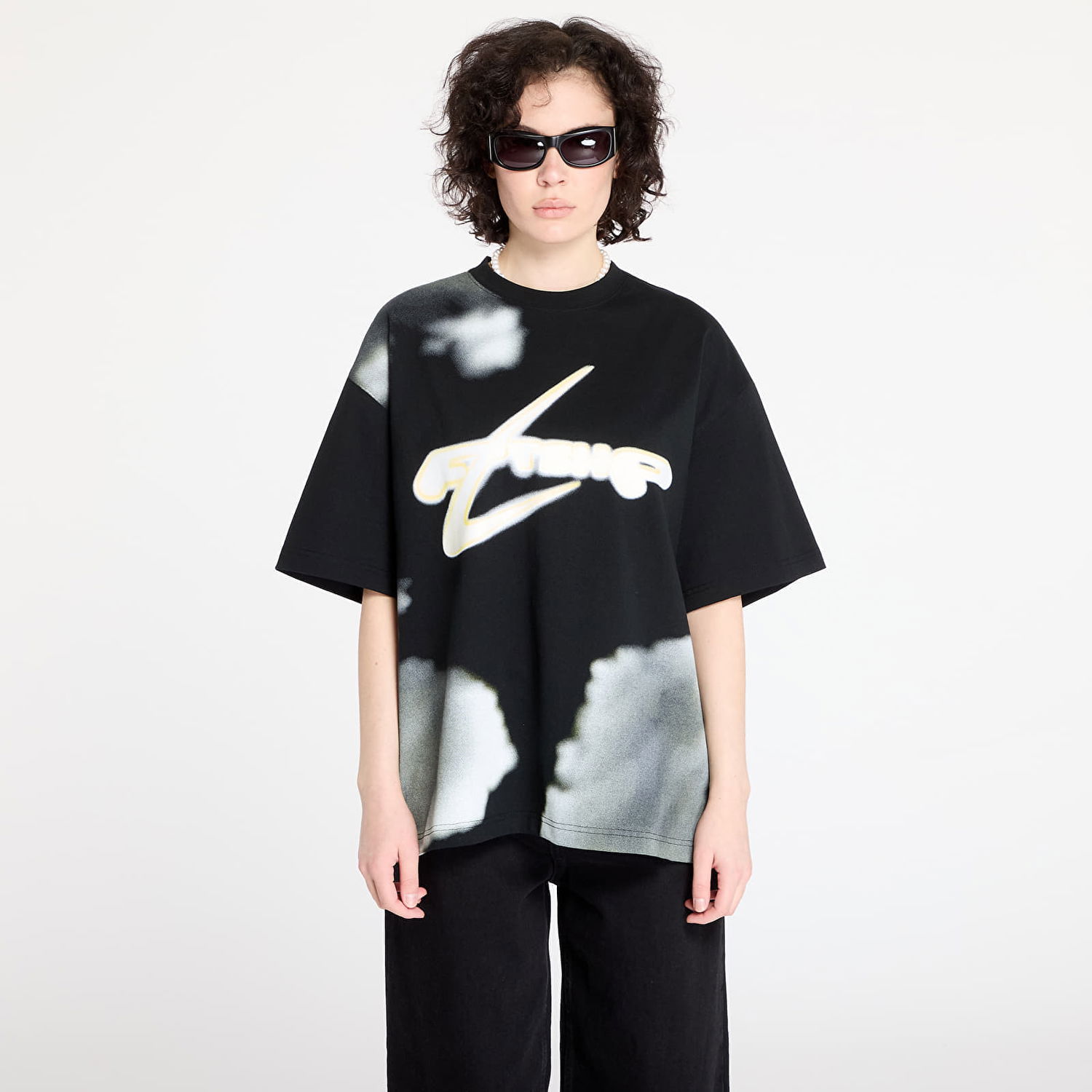 Tričko Footshop Walking Art By FTSHP Clouds Graphic T-Shirt Čierna | FTSHP_402, 0