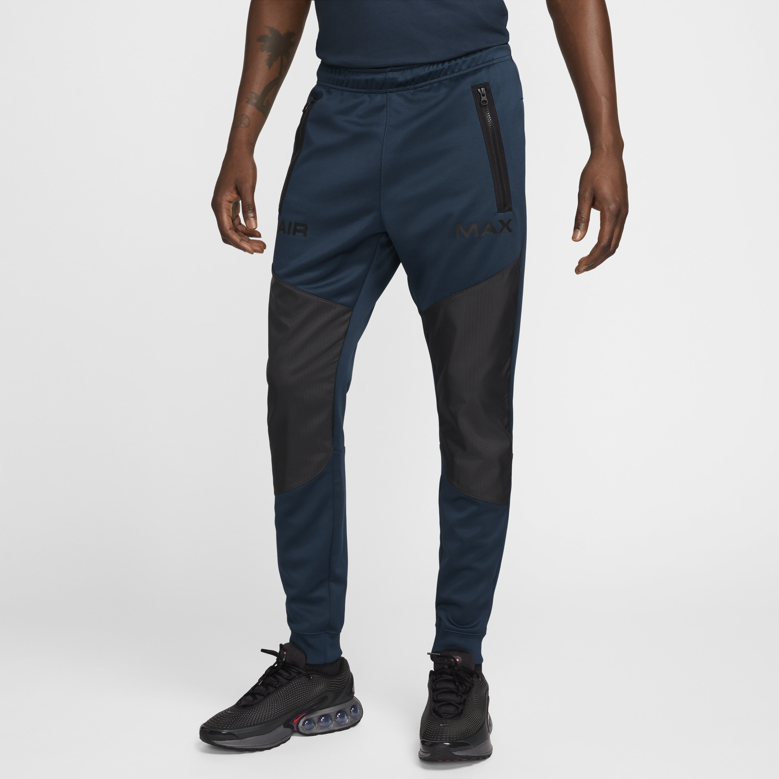 Air Max Woven Training Pants