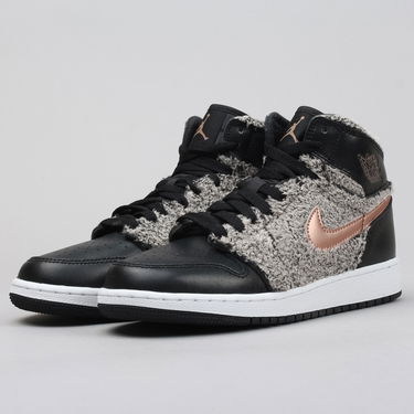 Tenisky a topánky Jordan Air Jordan 1 Retro High "Fleece" GS Čierna | 332148-022, 1