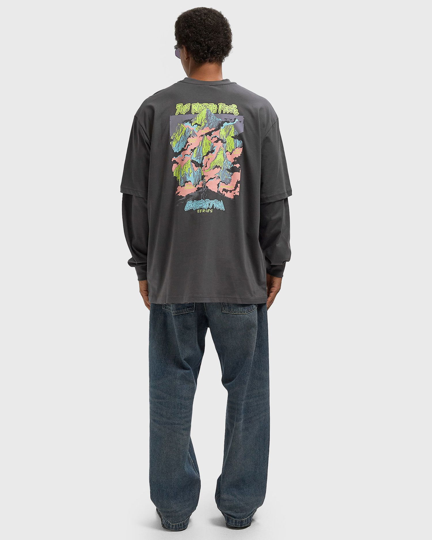 Tričko The North Face Expedition Celebration Oversized Short Sleeve T-Shirt Šedá | NF0A8E3CRHI1, 1