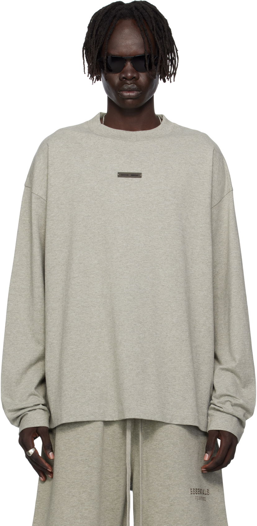 Tričko Fear of God ESSENTIALS Classic Fit Long Sleeve Tee Šedá | 125SP254205F