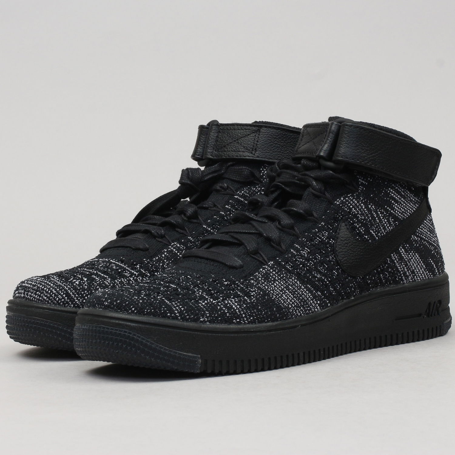 Tenisky a topánky Nike Air Force 1 Flyknit ''Black'' W Čierna | 818018-002, 1