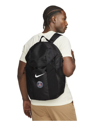 Batoh Nike Paris Saint-Germain Academy 30 L Čierna | FB2892-010