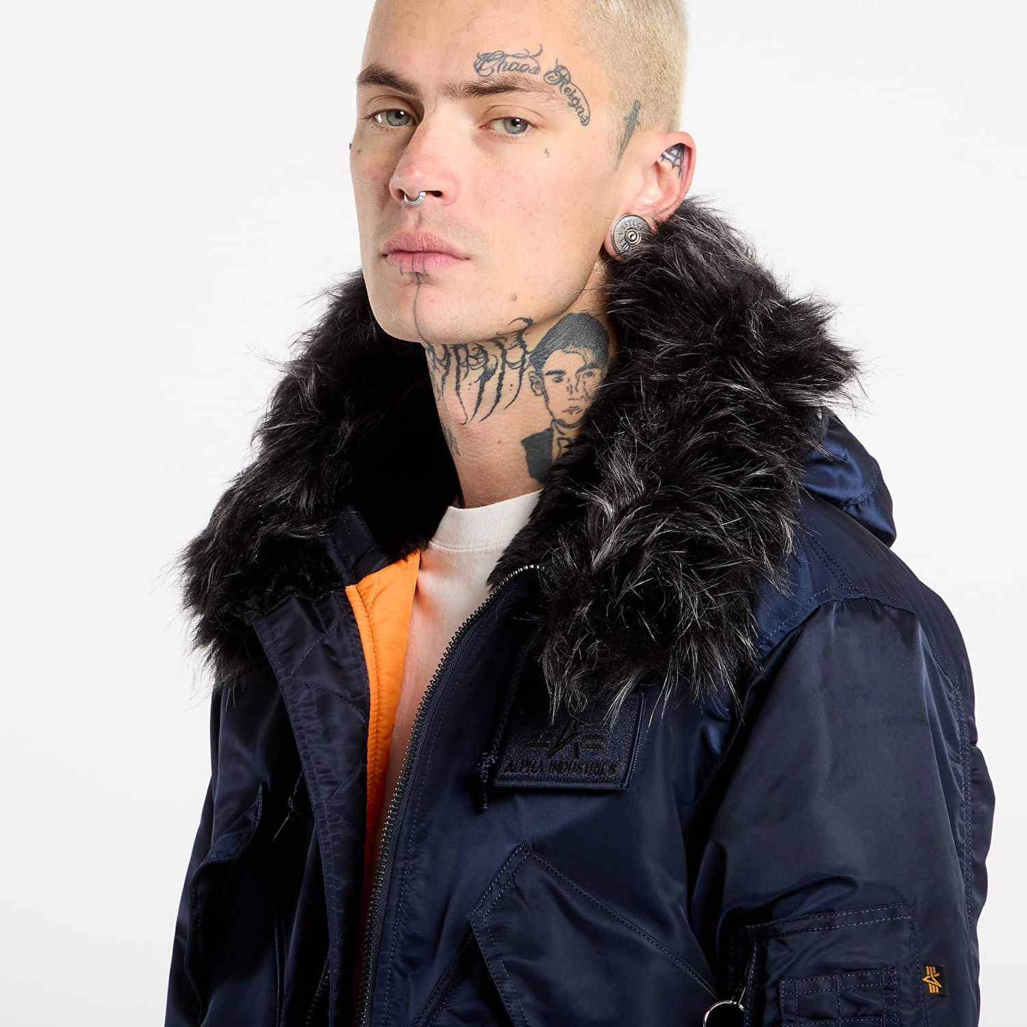 Bomber bunda Alpha Industries Hooded Custom Ultra Bomber Jacket with Faux Fur Trim and Orange Lining Navy | 113145-697, 1