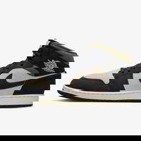 AIR JORDAN 1 MID SE