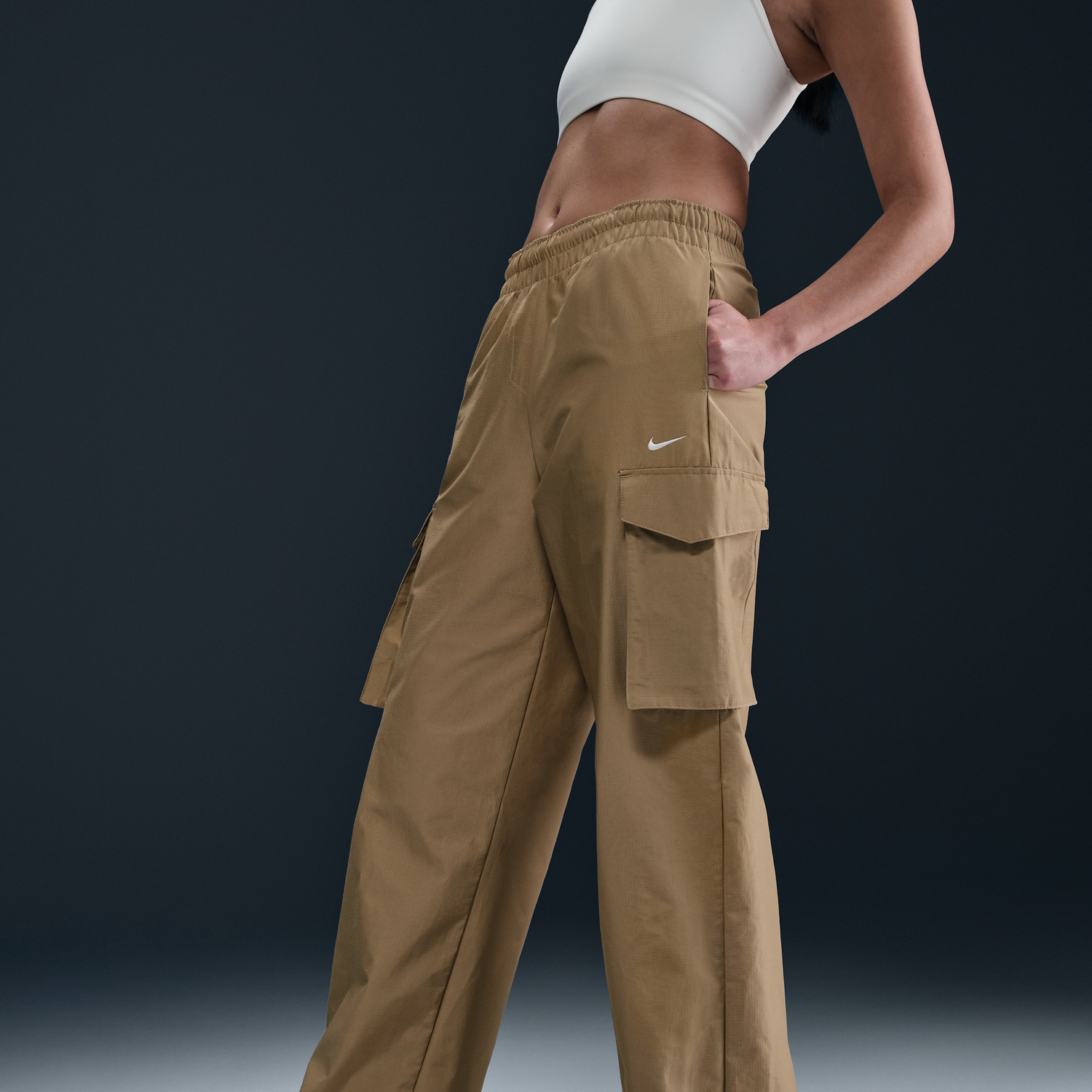 Cargo nohavice Nike Nike Sportswear Everything Wovens Mid-Rise Cargo Pants Hnedá | HM6976-297, 1