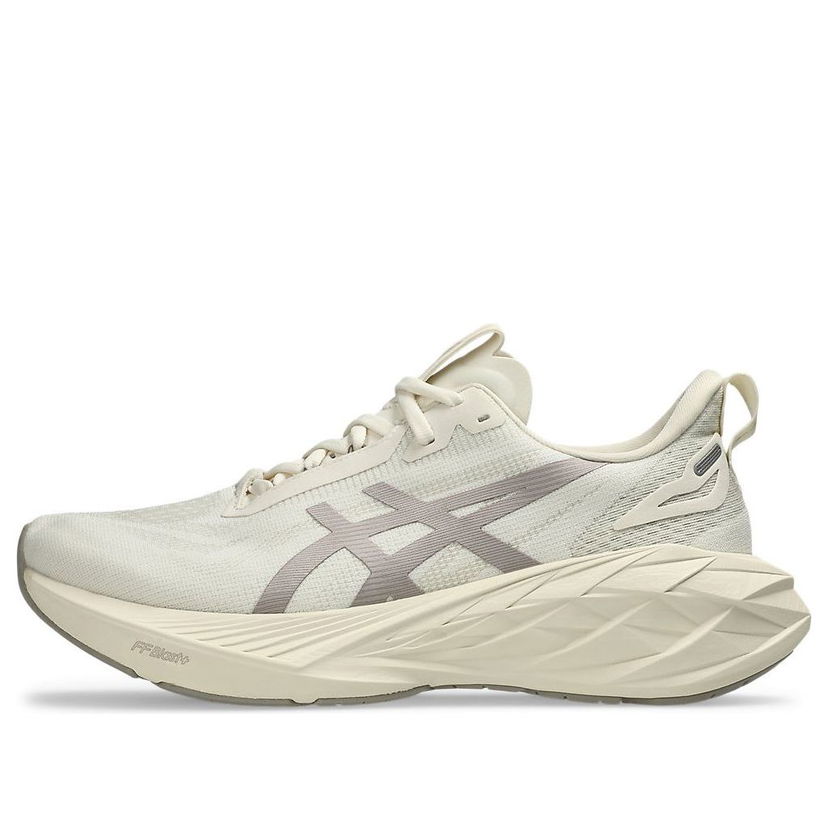 Tenisky a topánky Asics Novablast 4 LE Biela | 1011B887-200