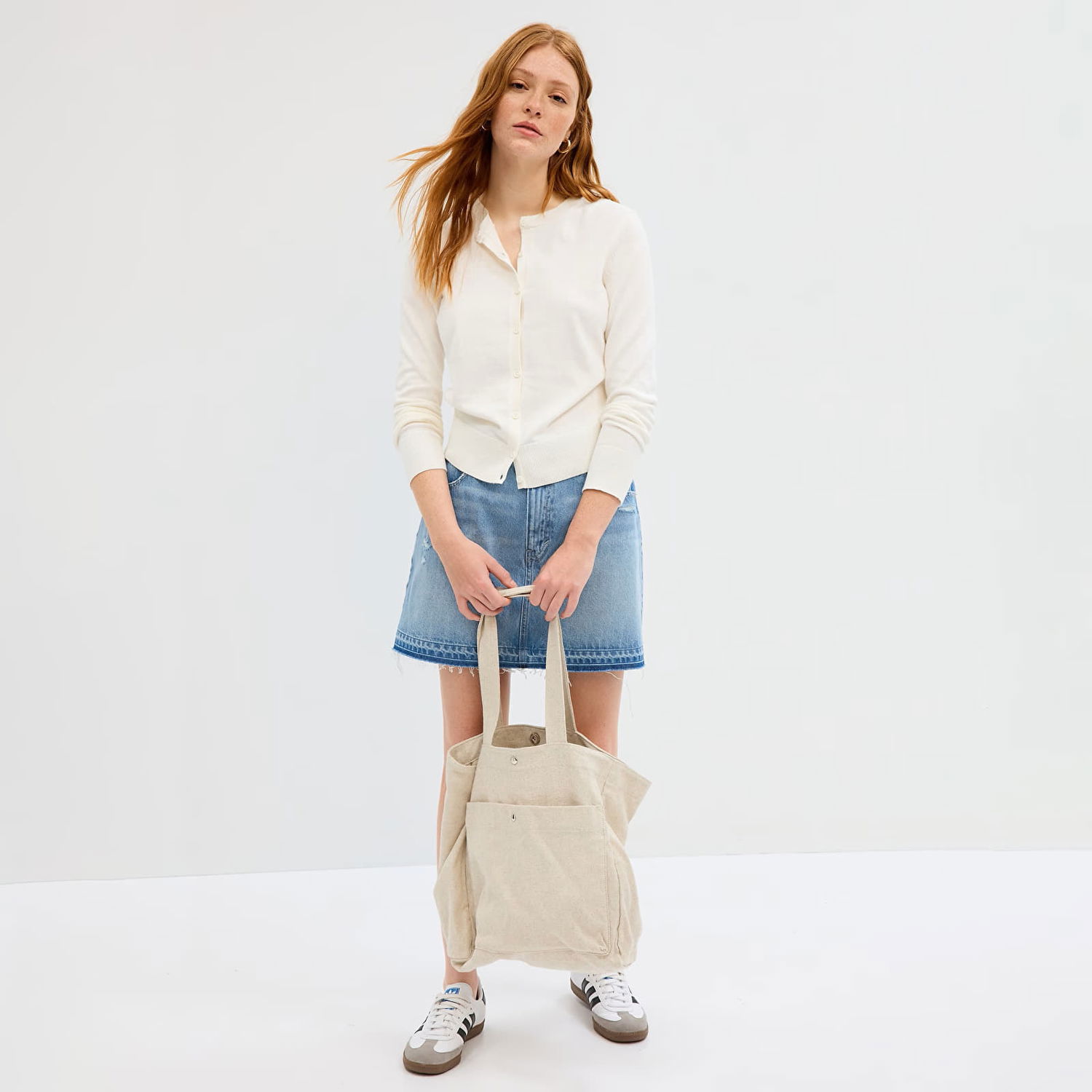 Sveter GAP Crew Cardigan Snowflake Milk Biela | 443176-04, 0