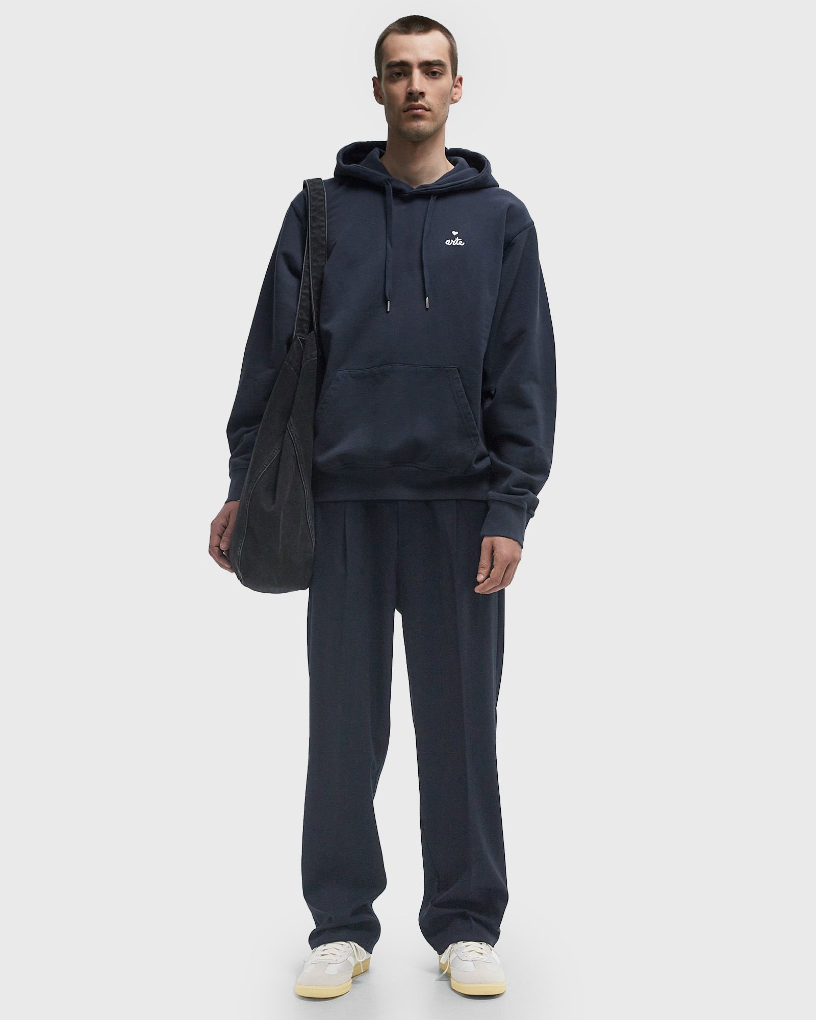 パーカー・フーディ Arte Antwerp SS25 HOODIE HEART (SS25162H NAVY) Mikina Arte Antwerp Heart Logo Hoodie SS25-162H-NAVY | FLEXDOG