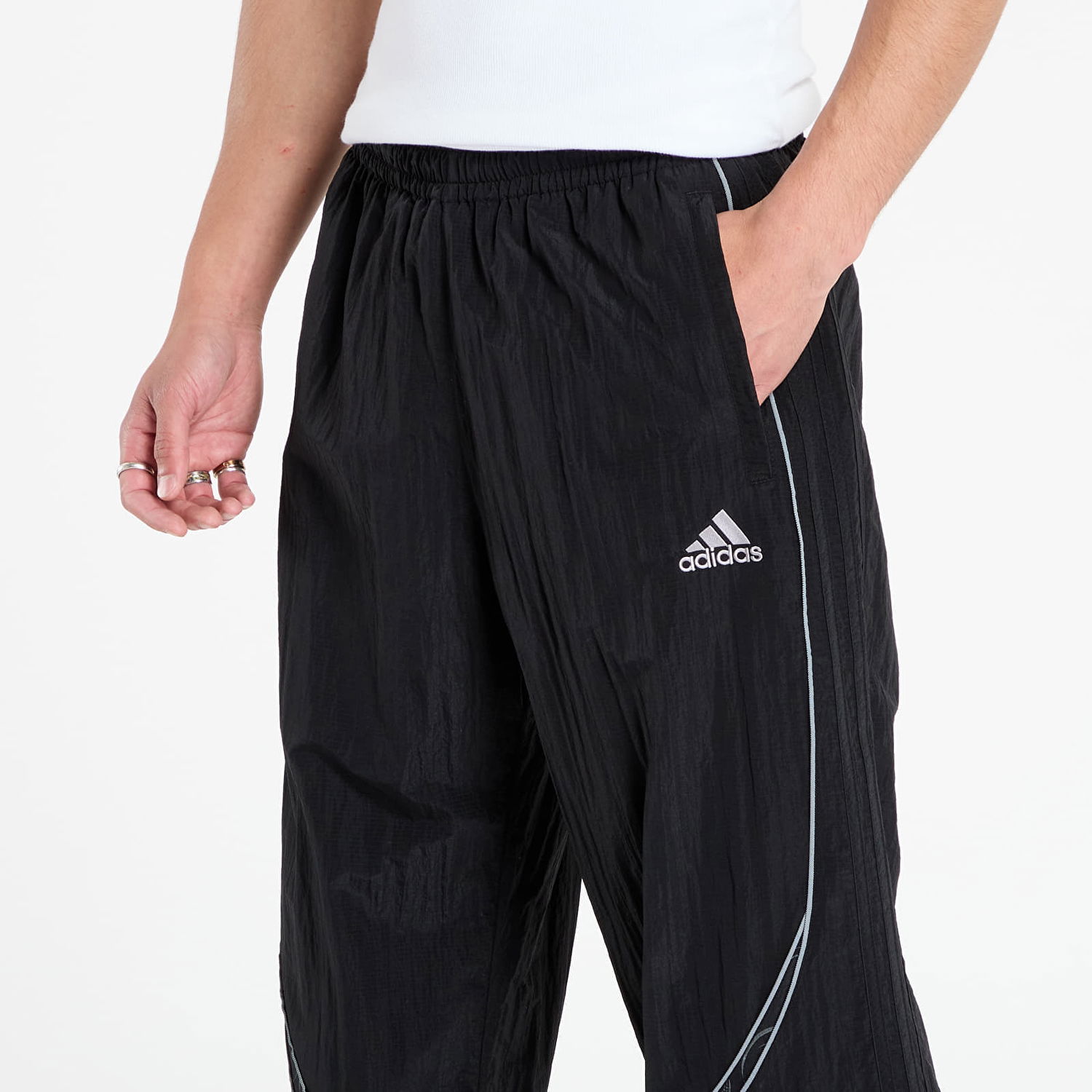 Nohavice adidas Originals Adilenium Season 4 Teamgeist Track Pants Čierna | KF8521, 1