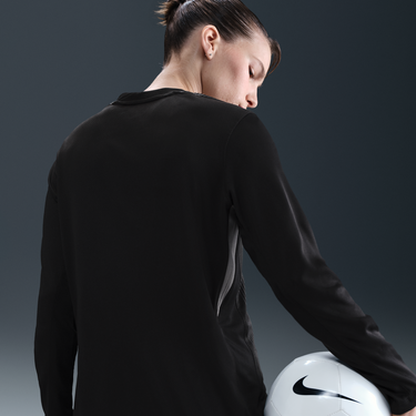 Dres Nike Netherlands 2025/26 Stadium Replica Long Sleeve Goalkeeper Jersey Čierna | HQ1127-010, 2