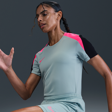 Tričko Nike Nike Strike Dri-FIT Short Sleeve Soccer Jersey Zelené | FN5025-395, 1