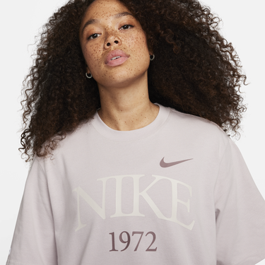 Tričko Nike Sportswear Classic Tee Fialová | FQ6600-019, 4