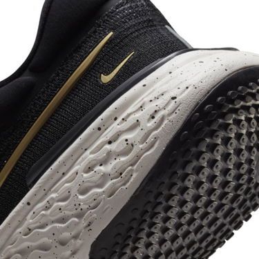 Tenisky a topánky Nike ZoomX Invincible Run Flyknit Čierna | CT2228-004, 3