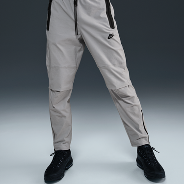 Tepláky Nike Nike Tech Woven Pants Šedá | IB6663-012, 2
