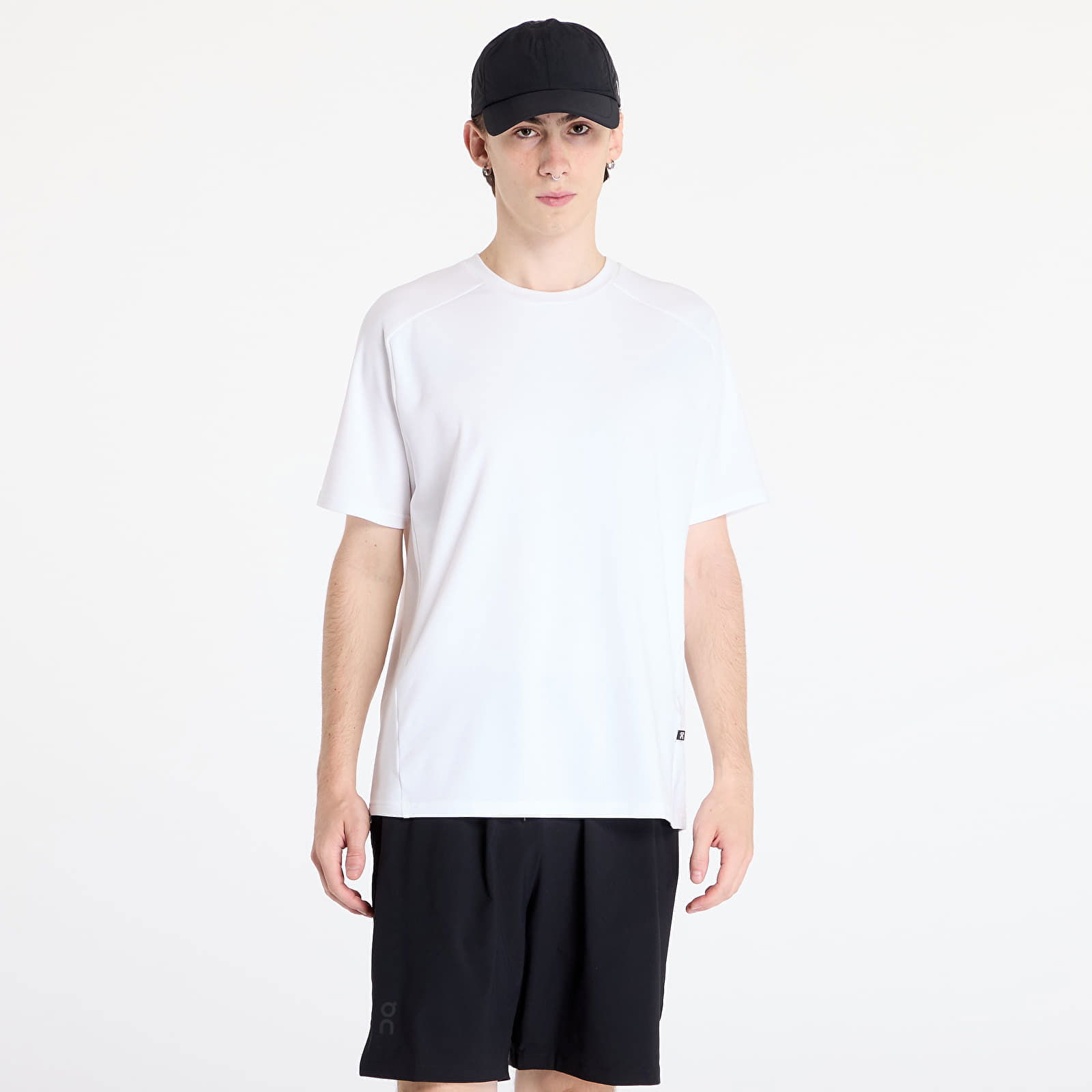 On Focus T-Shirt All White S