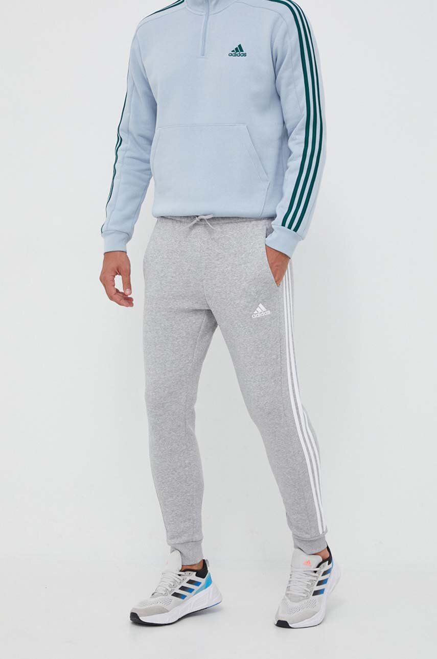 Tepláky adidas Originals 3-Stripes Essentials Fleece Pants Šedá | IJ6490, 0