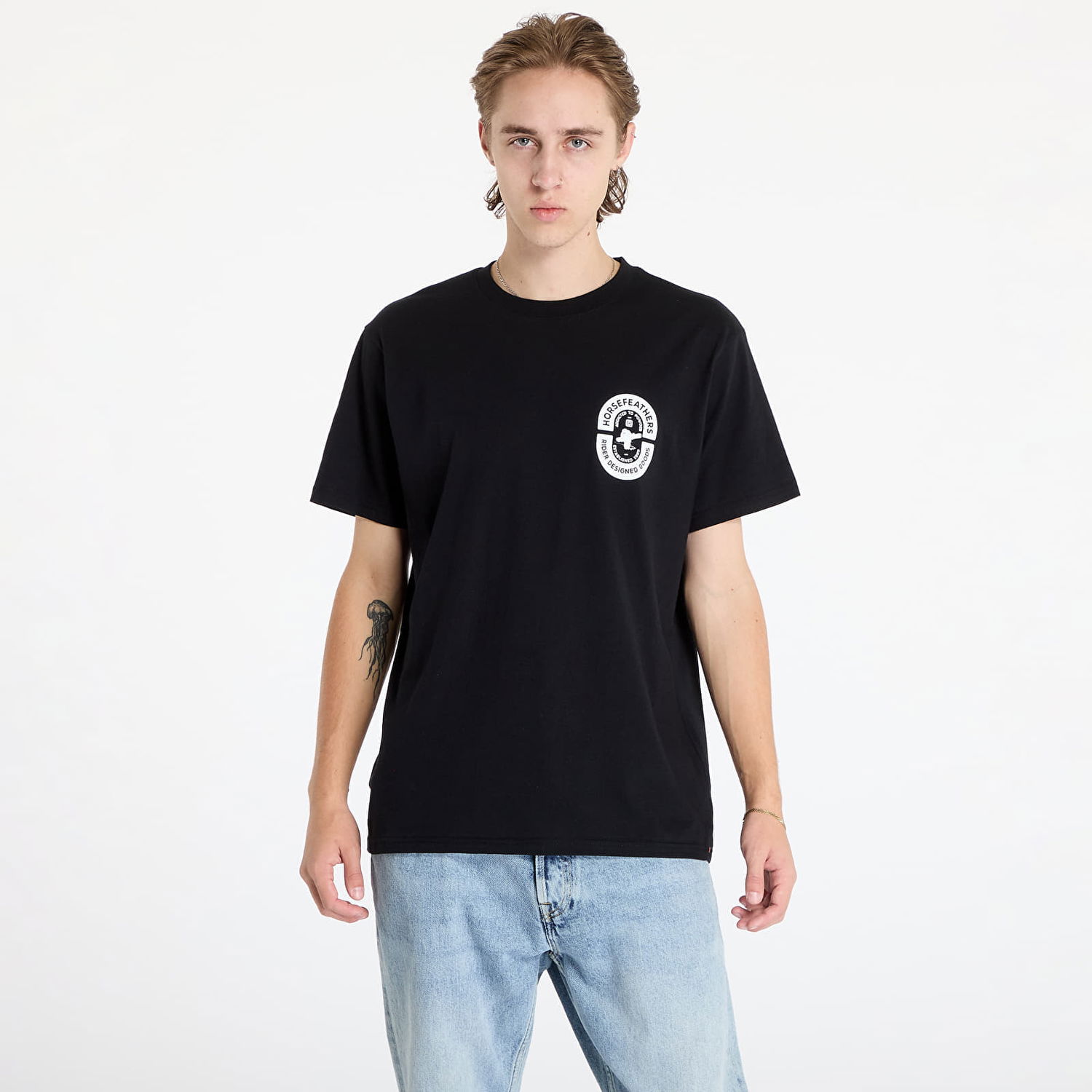 Tričko Horsefeathers Powder Badge II T-Shirt Black M Čierna | SM1359A, 0