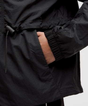 Vetrovka lululemon lululemon Water-Repellent Hooded Jacket with Drawcord Čierna | prod11860005, 4