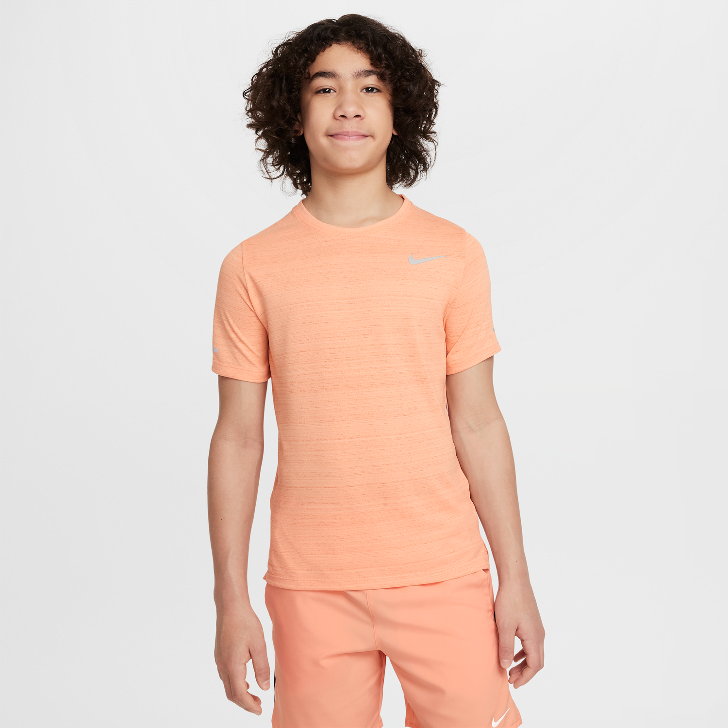 Tričko Nike Dri-FIT Miler Boys' Training T-Shirt Oranžová | DD3055-844, 0