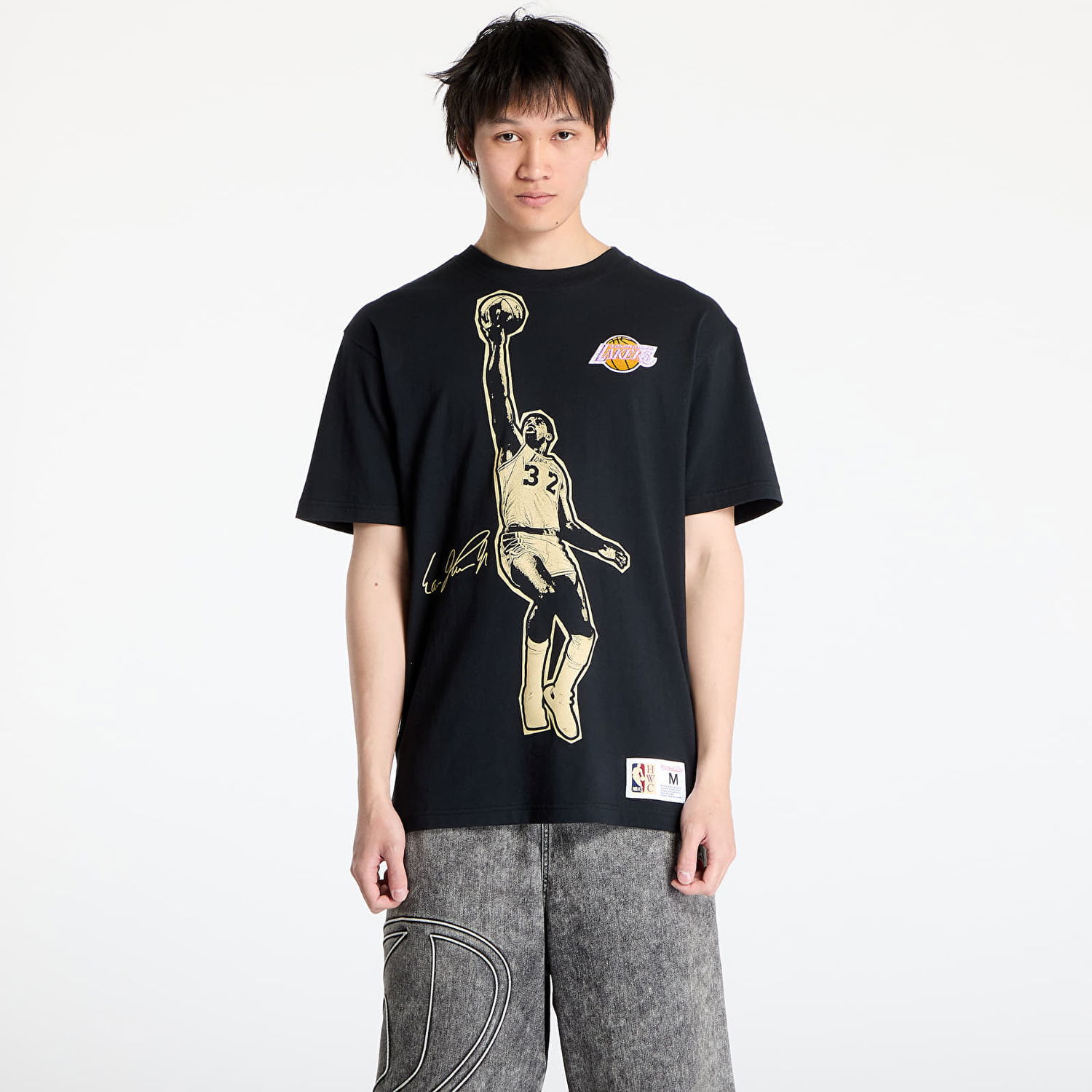 Tričko Mitchell & Ness Mitchell & Ness Lakers Magic Johnson Vintage Graphic Tee Čierna | NN12306-LALBLCK, 0