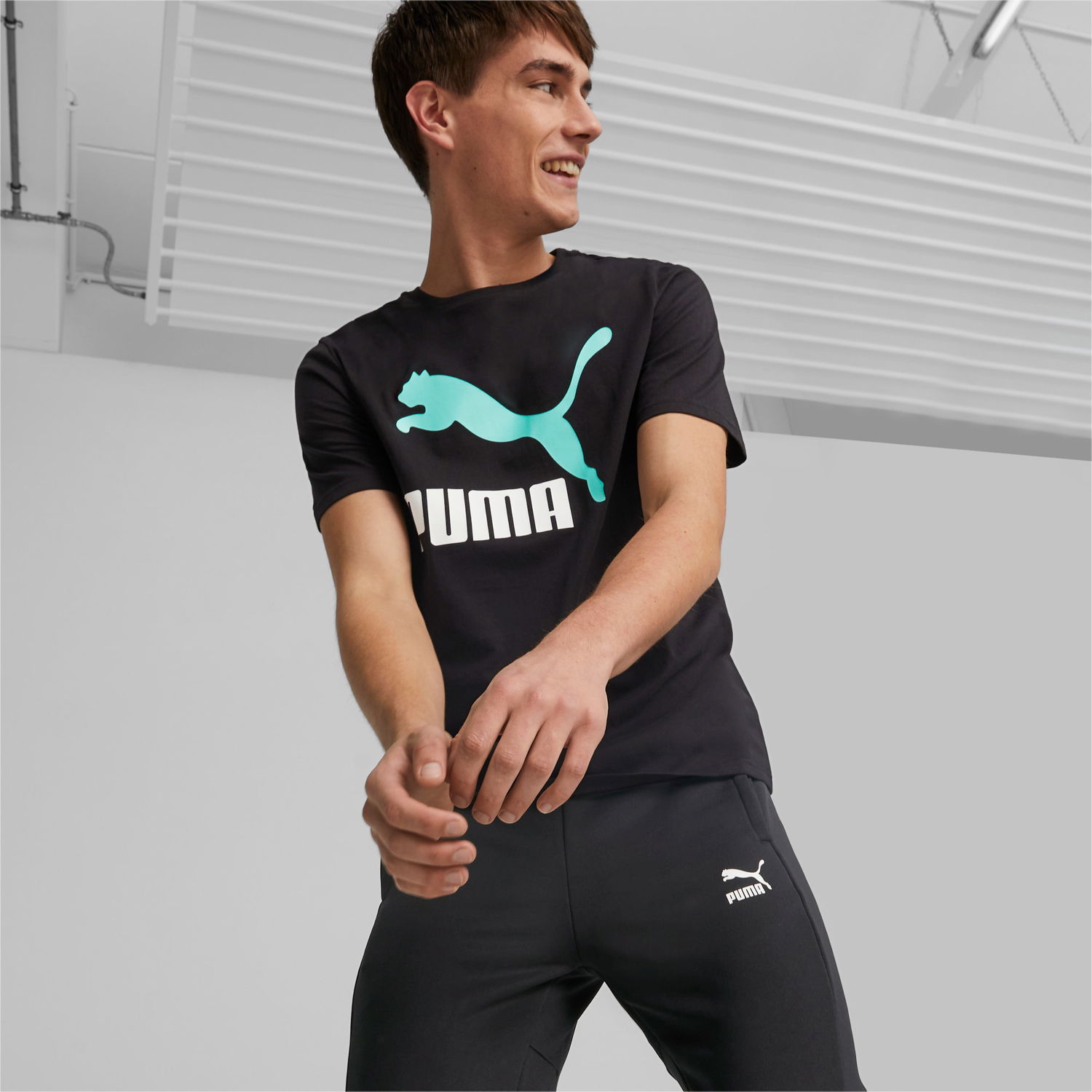 Tričko Puma Classics Logo T-Shirt Čierna | 538069_51, 1