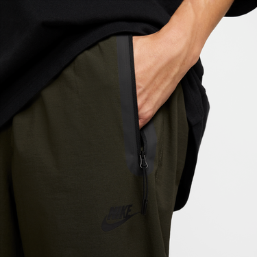 Tepláky Nike Nike Tech Woven Overpants Zelené | HM8241-355, 4