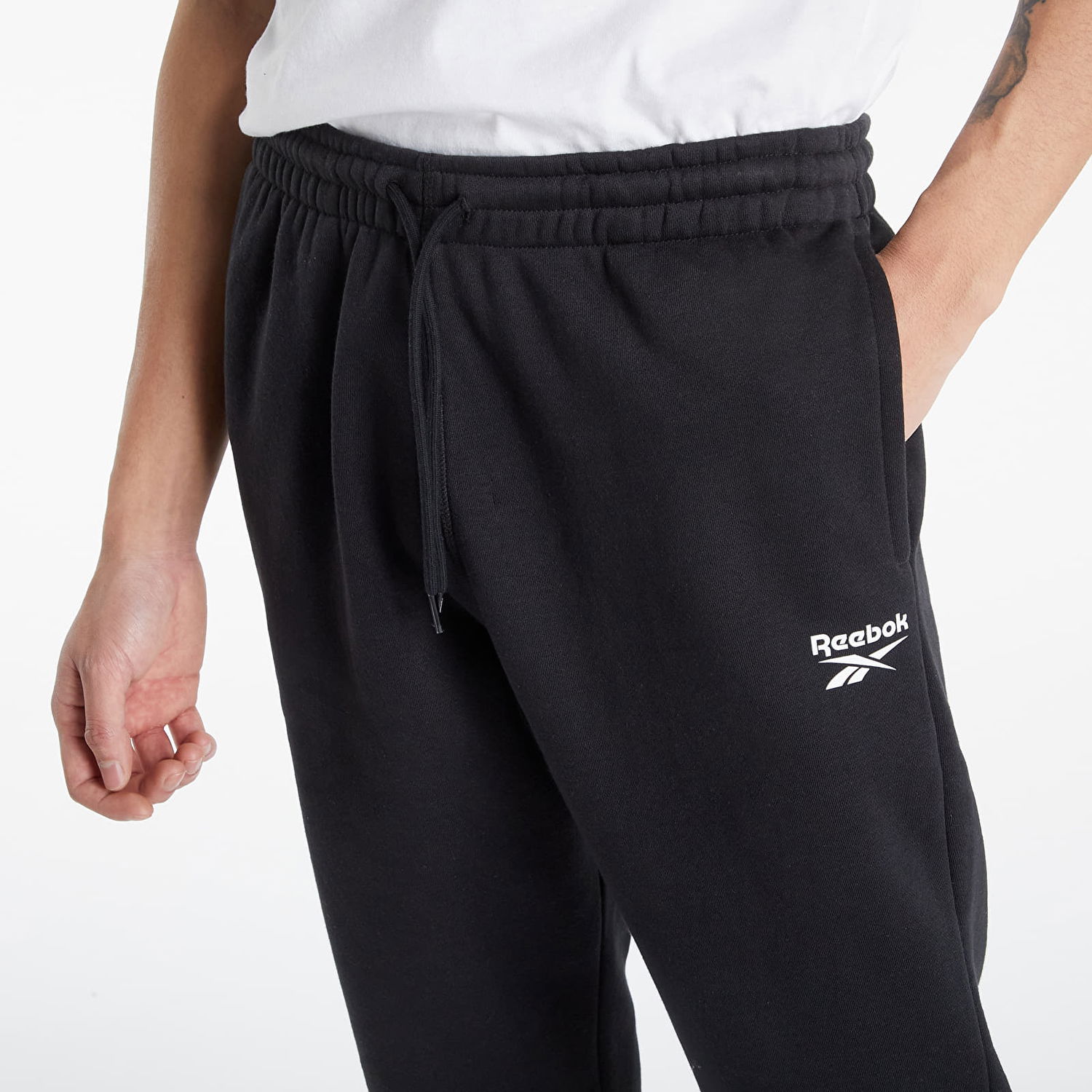 Tepláky Reebok Pantalon Jogging Čierna | HG4456, 1