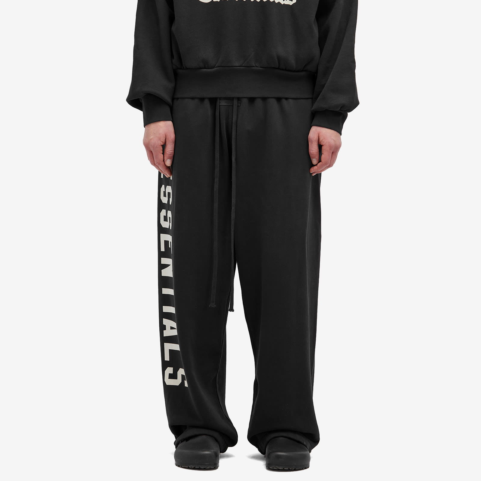 Fear of God ESSENTIALS Heavy Fleece Relaxed Sweatpants, Size Large