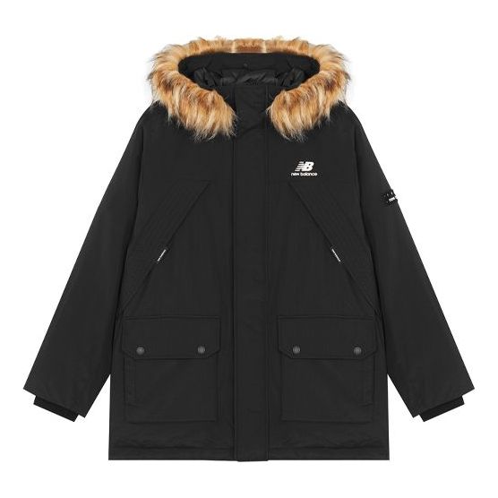 Parka New Balance Down Jacket With Faux Fur Hood Čierna | AMJ14304-BK