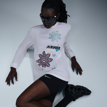 Tričko Nike Nike Sportswear Long Sleeve Graphic T-Shirt Biela | HF9529-100, 2