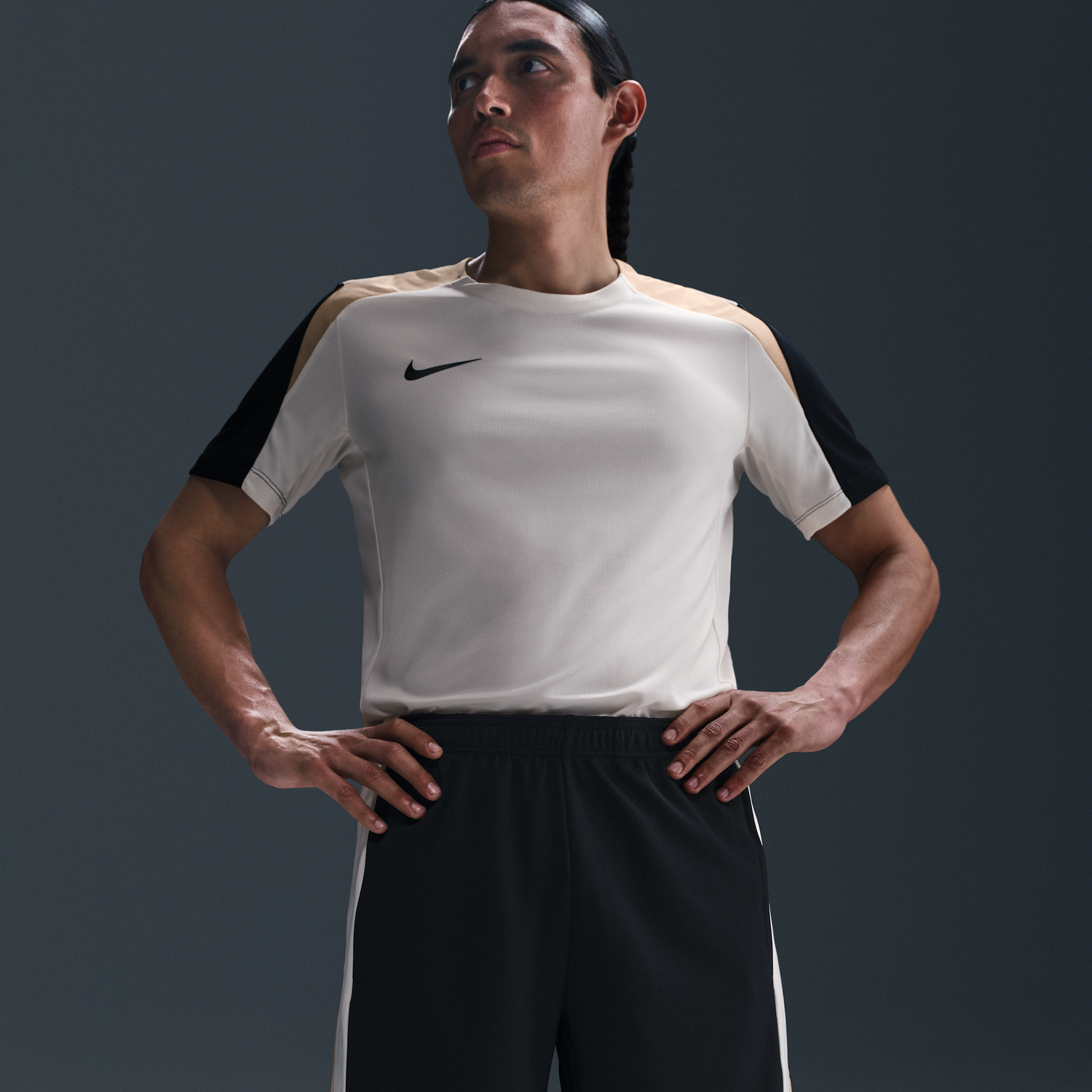 Tričko Nike Dri-FIT Strike Football Shorts Béžová | FN2401-017, 1