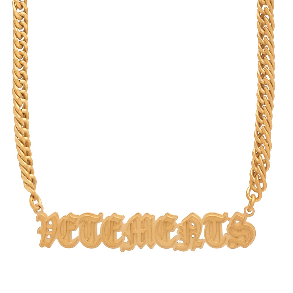 Náhrdelník VETEMENTS Gothic Logo Necklace Metalická | UE63NE150G, 0