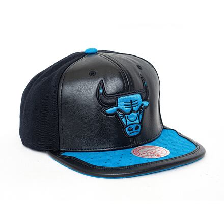 Šiltovka Mitchell & Ness Mitchell & Ness Day One Snapback Chicago Bulls Hat Čierna | 6HSSMM19224-CBUBKRY