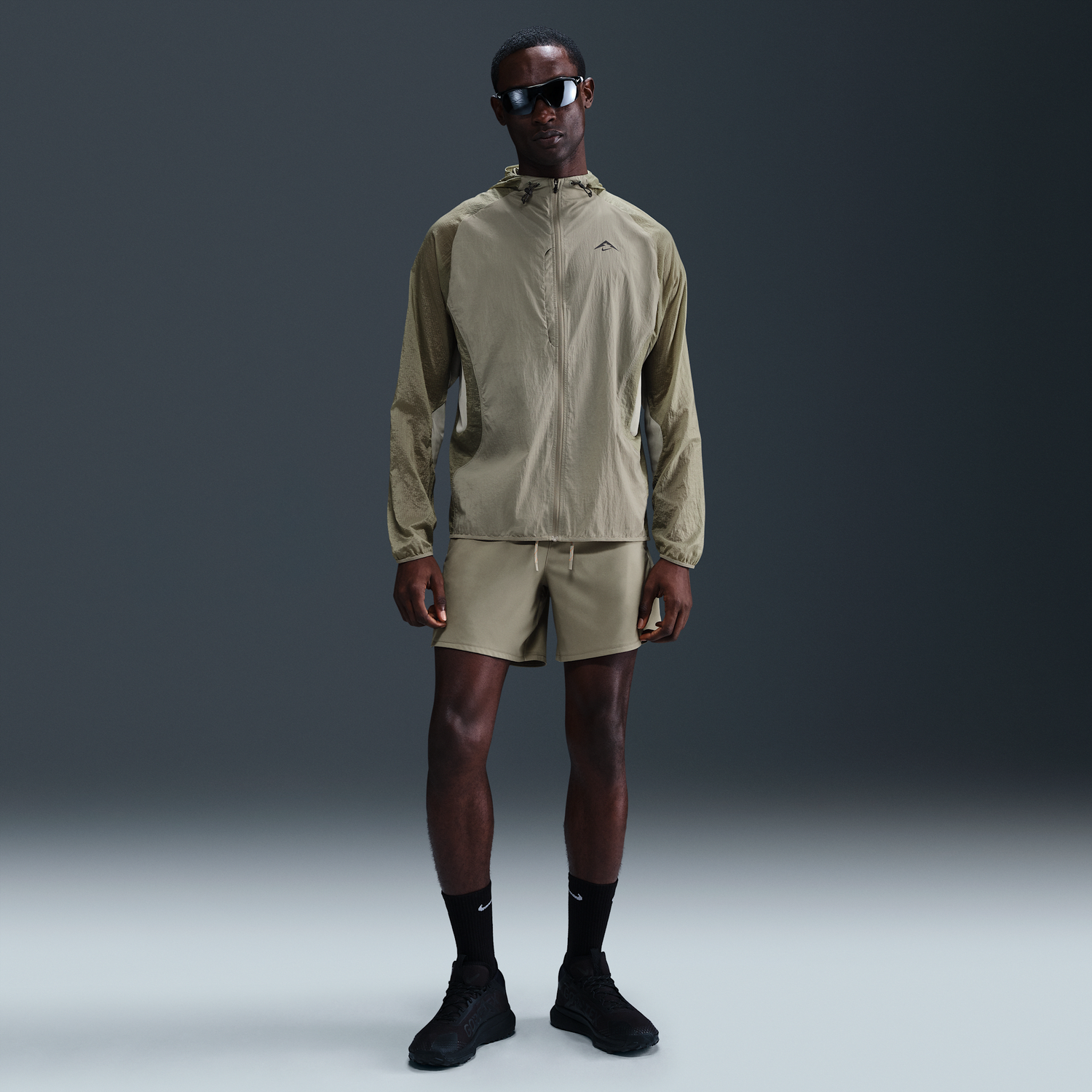 Šortky Nike Trail Aireez Running Jacket Béžová | FN4002-320, 1