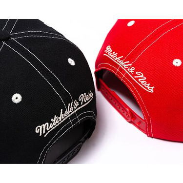 Šiltovka Mitchell & Ness Contrast Natural Snapback Hwc Philadelphia 76Ers Red Červená | HHSS6725-P76YYPPPRED1, 3