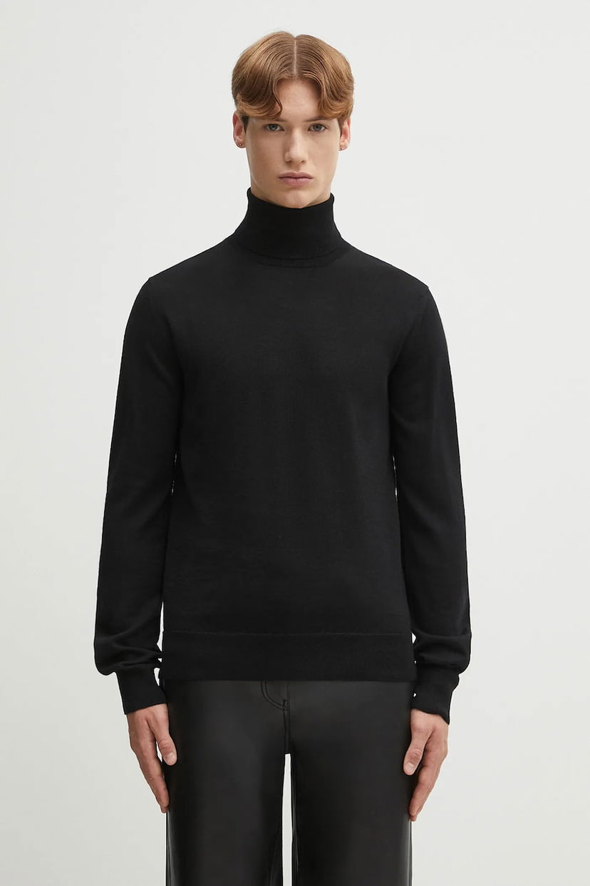 Sveter Maison Margiela MM6 Maison Margiela Wool Turtleneck Sweater Čierna | SH0HA0006.M13133.900