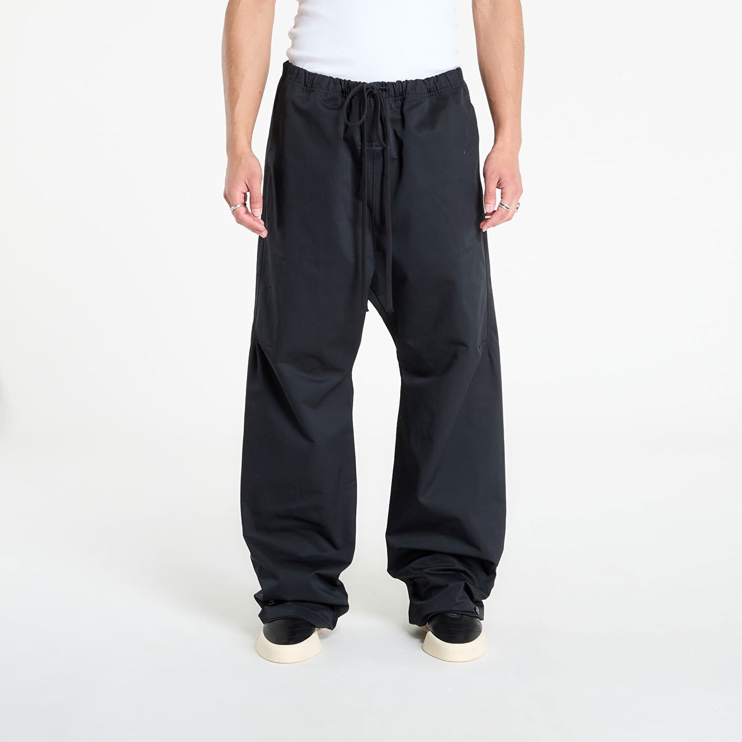 Nohavice Fear of God Fear of God Essentials Poly Twill Work Pants Čierna | 130SP258190F-861, 0