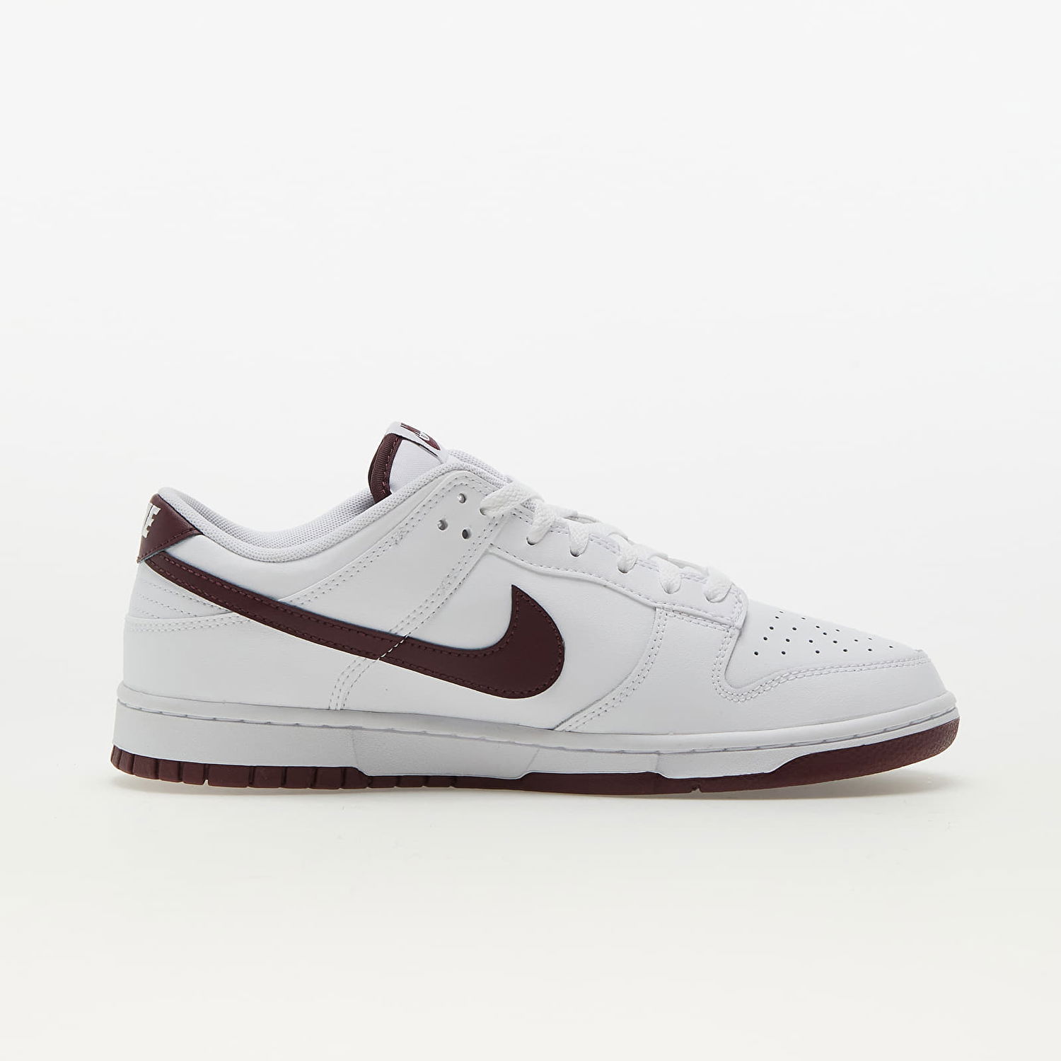 Tenisky a topánky Nike Dunk Low Retro White Night Maroon Biela | DV0831-102, 1