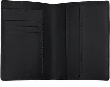 Peňaženka Burberry Burberry Check Passport Holder Čierna | 8073278, 2