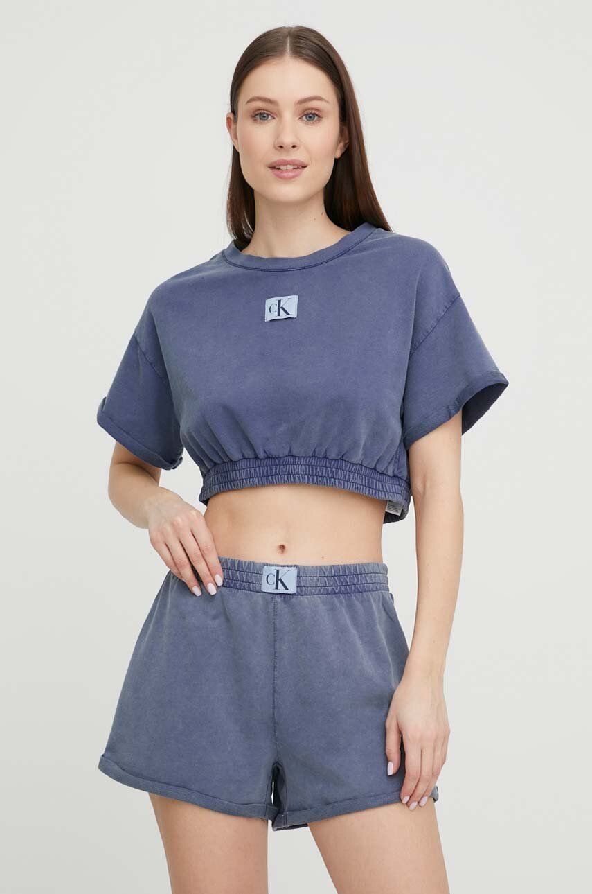 Cropped Beach T-Shirt