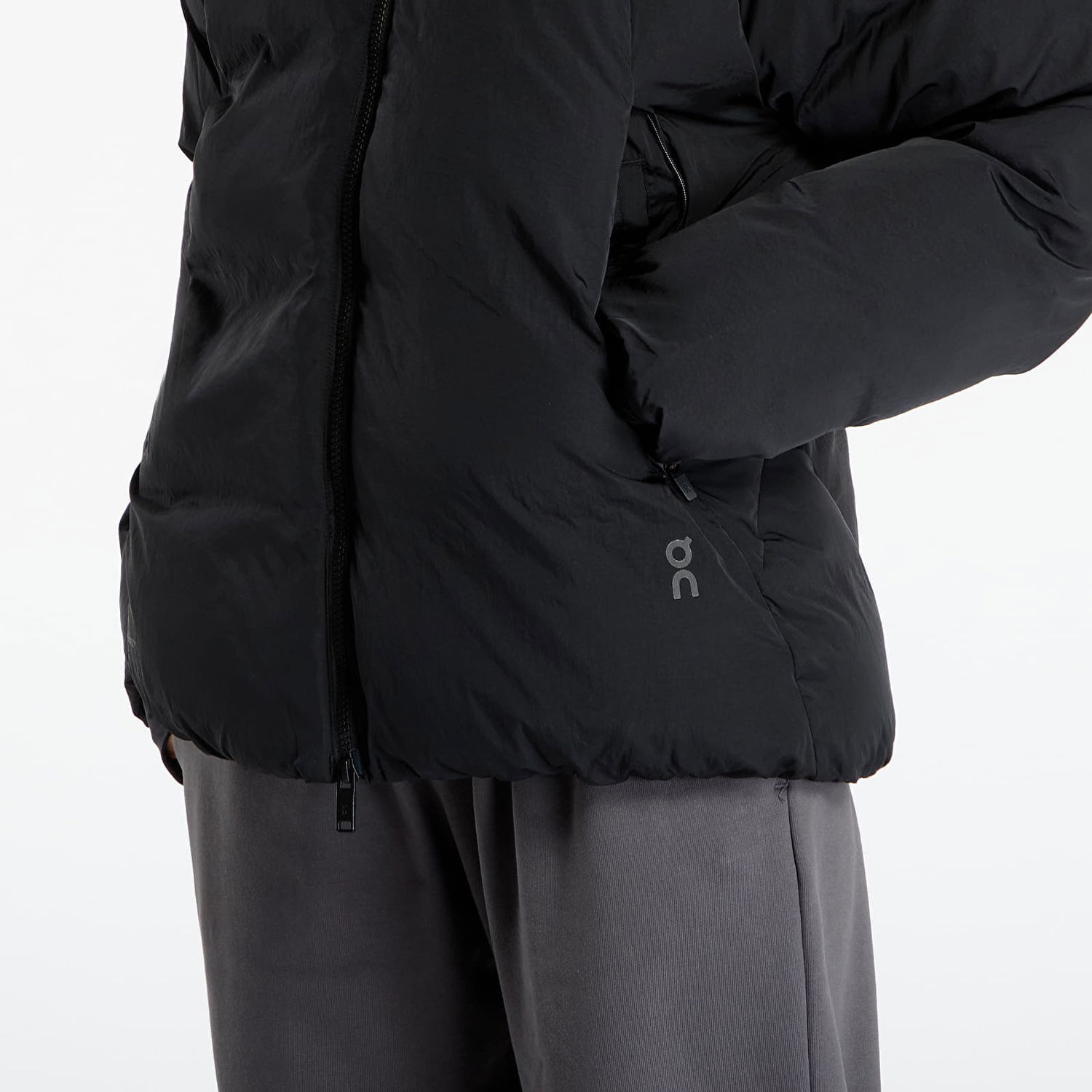 Prešívaná bunda On Running All-Day Puffer Jacket XS Čierna | 1WF30480553 W, 1