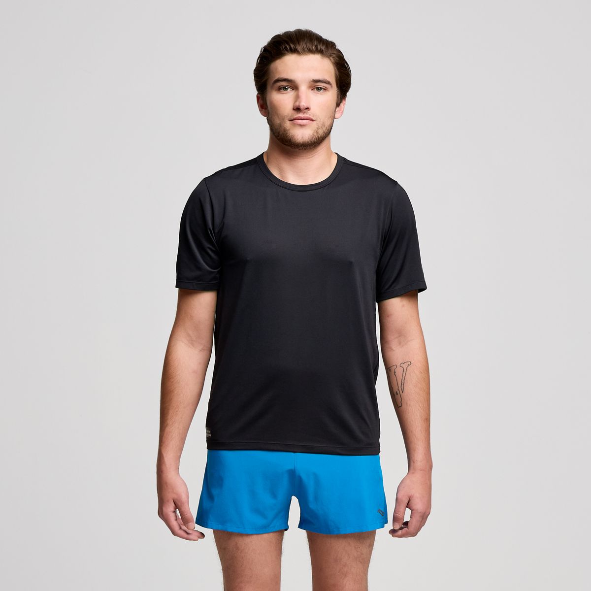 Tričko Saucony Saucony Stopwatch Short Sleeve T-Shirt Čierna | SAM800377-BK, 1