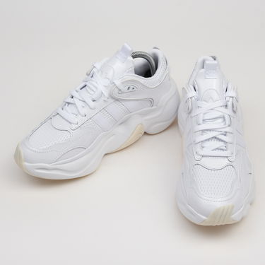 Tenisky a topánky adidas Originals Magmur Runner W Biela | EE4815, 2