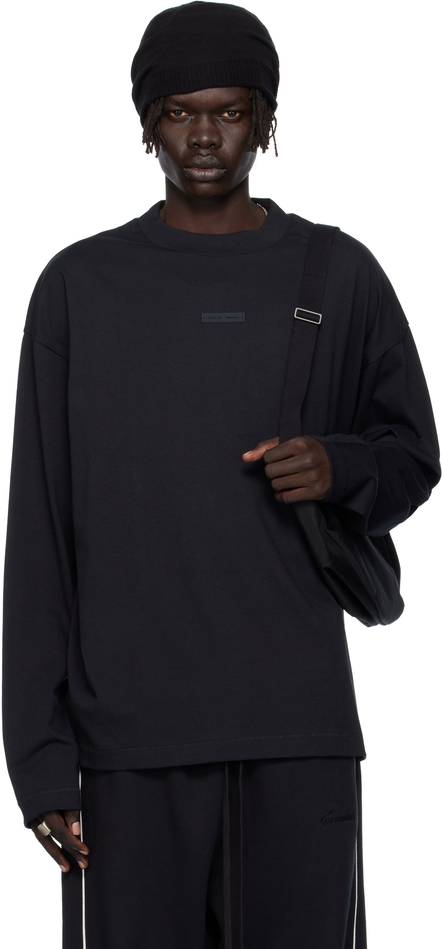 Tričko Fear of God ESSENTIALS Classic Fit Long Sleeve T-shirt Čierna | 125SP254200F, 0