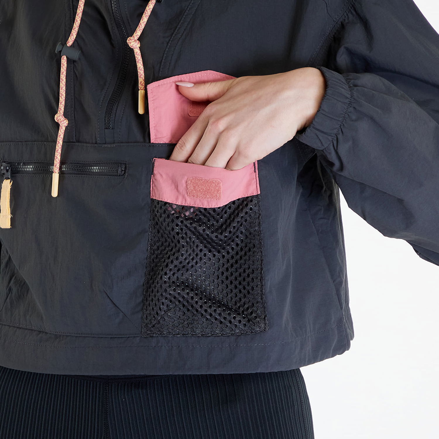 Bunda Columbia Painted Peak Cropped Wind Jacket Shark/ Pink Agave Čierna | 2072211011, 1